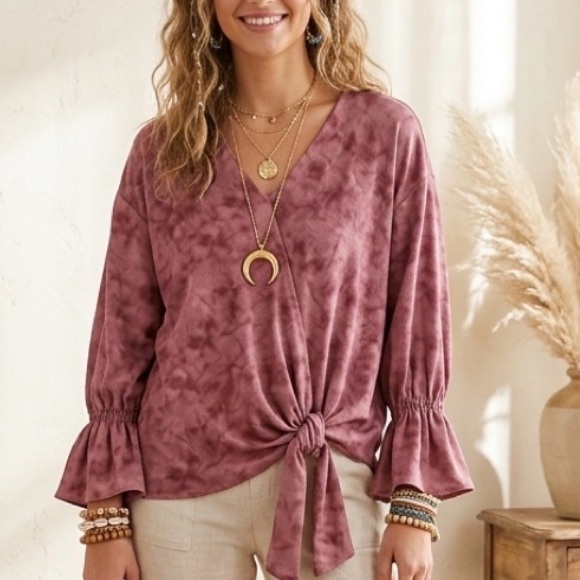 Juicy Couture Tops - Juicy Couture Pink V-Neck Top